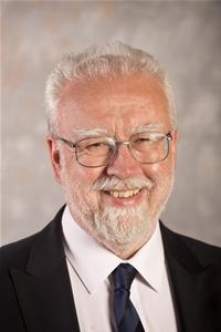 Profile image for Councillor Paul Lewzey