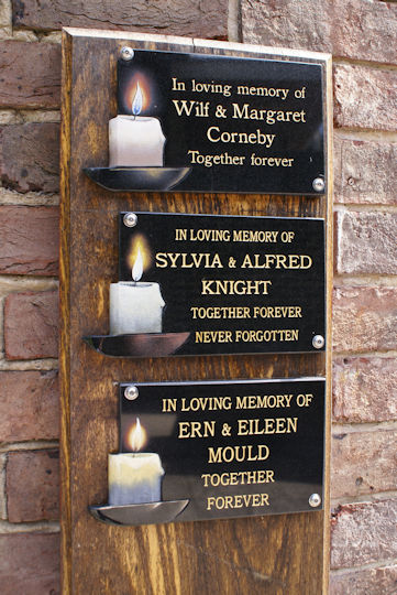 Candleplaque2_tcm63-409714.jpg