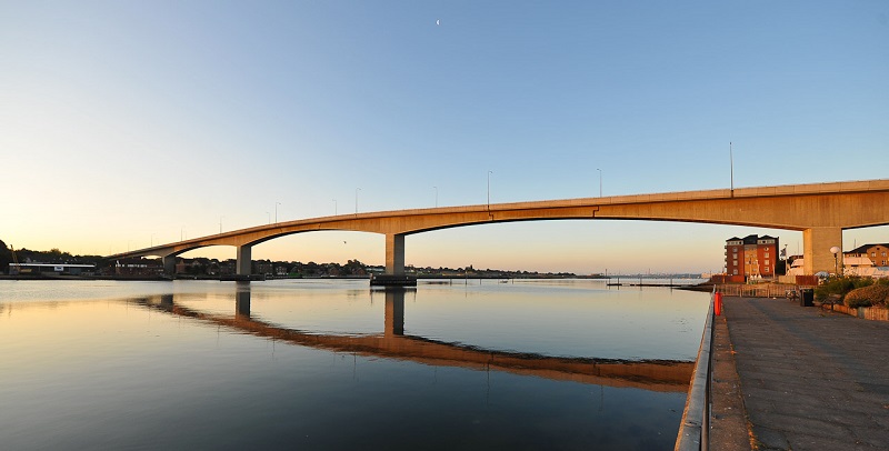 Itchen Bridge at sunset - Jools Gowans