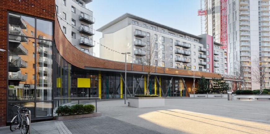 Retail Space At Centenary Quay