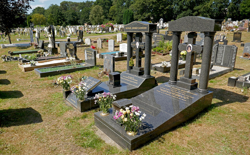 HollyBrookCemetery007BL_tcm63-415393.jpg