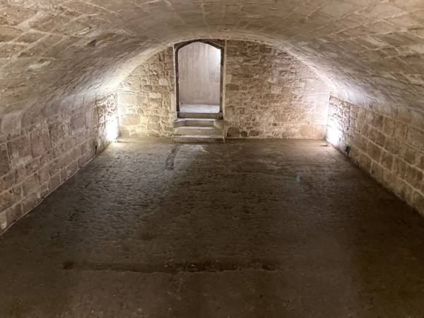 Inside the vault, looking at the doorway