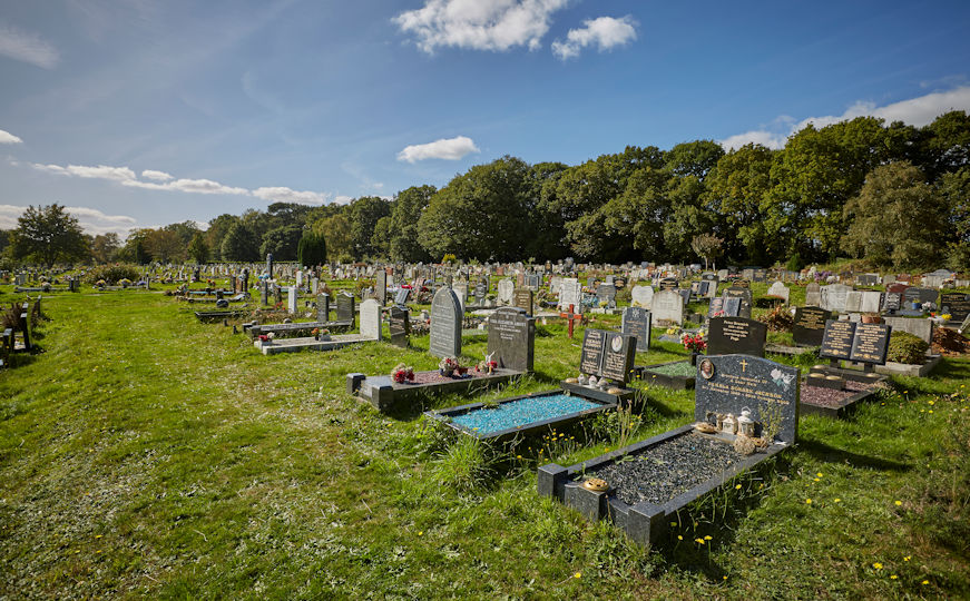 Hollybrook Cemetery