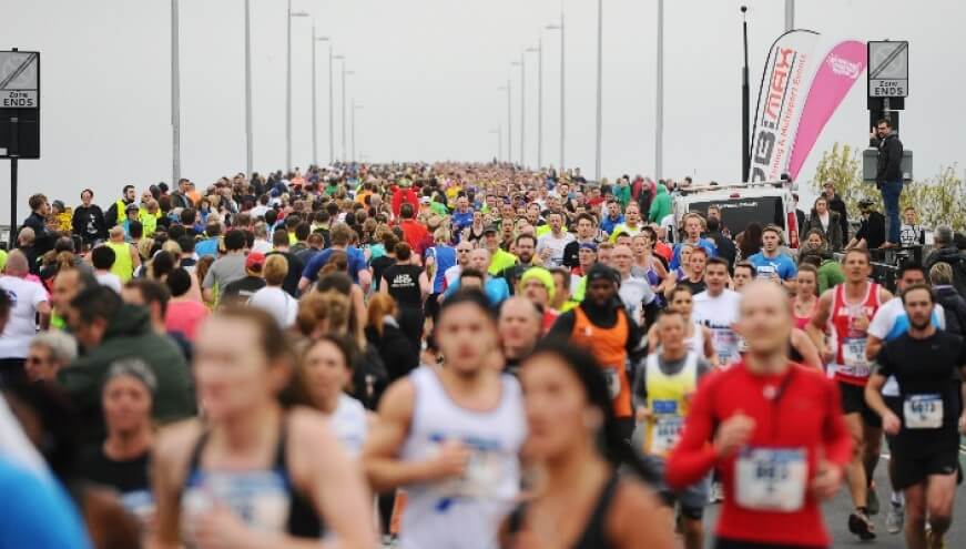 Runners on Itchen Bridge