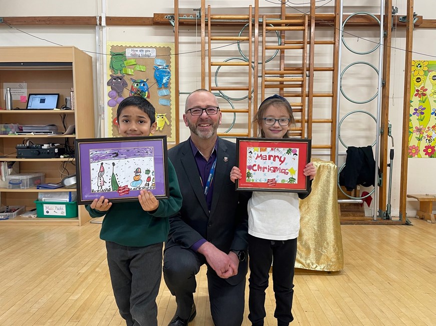 Mike Harris, Chief Executive of Southampton City Council, and L - Hassan Abdullah Syed and R - Hasarat Karimi from Maytree Infant and Junior School